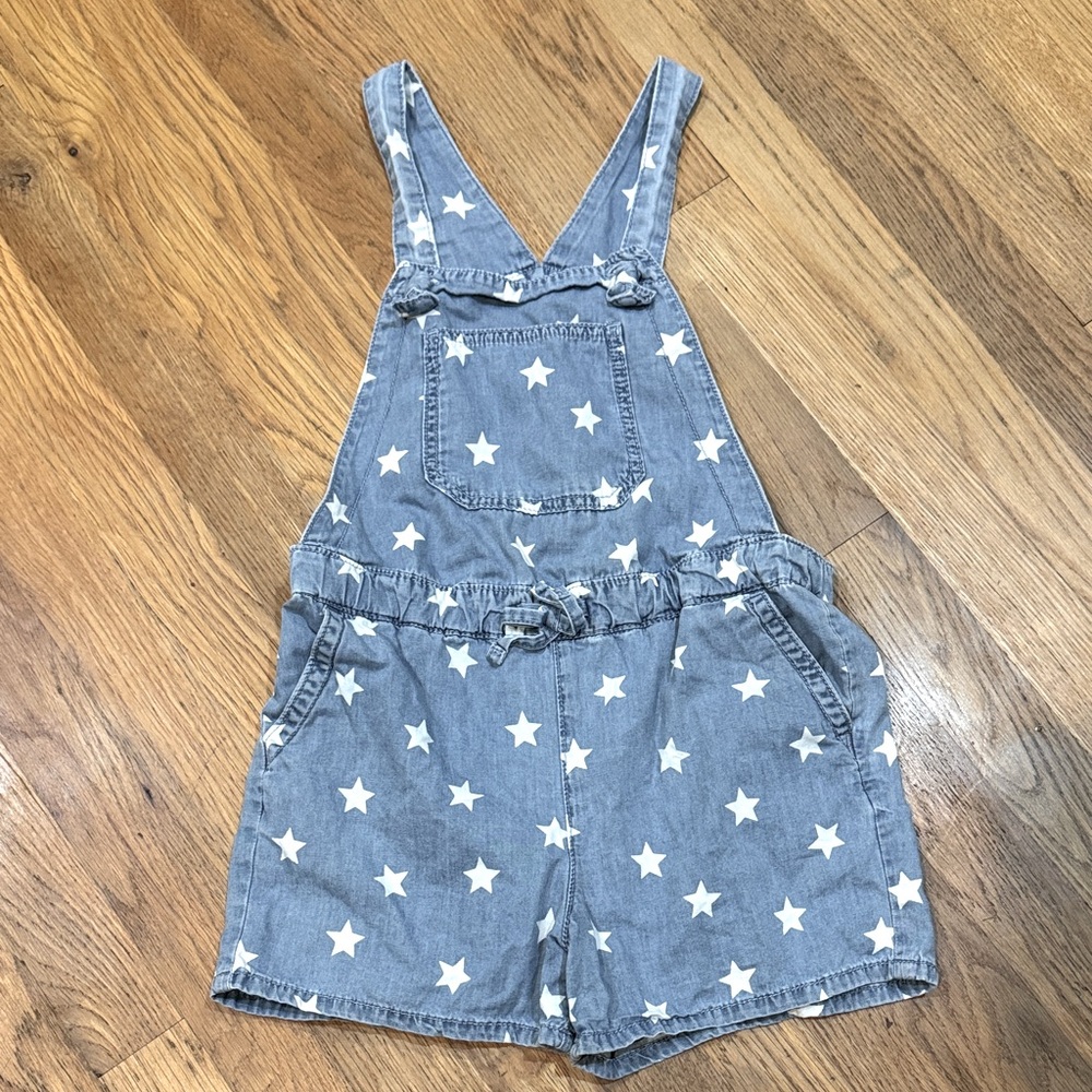 Oshkosh B’gosh girls overall shorts / romper